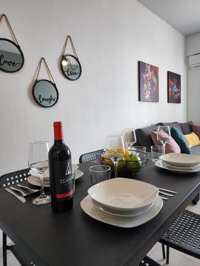 Kay'S City & Seaview One Bedroom Apartment Larnaca Ngoại thất bức ảnh