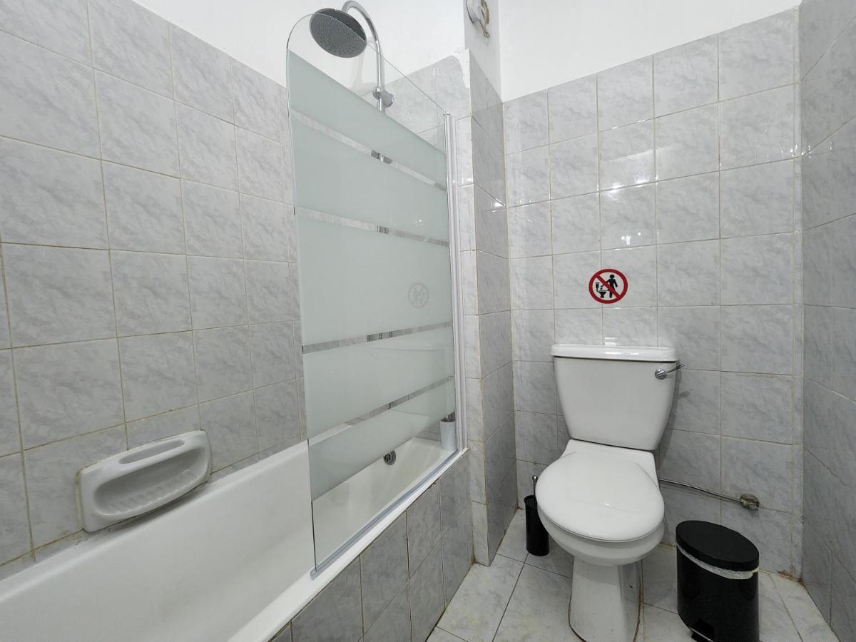 Kay'S City & Seaview One Bedroom Apartment Larnaca Ngoại thất bức ảnh