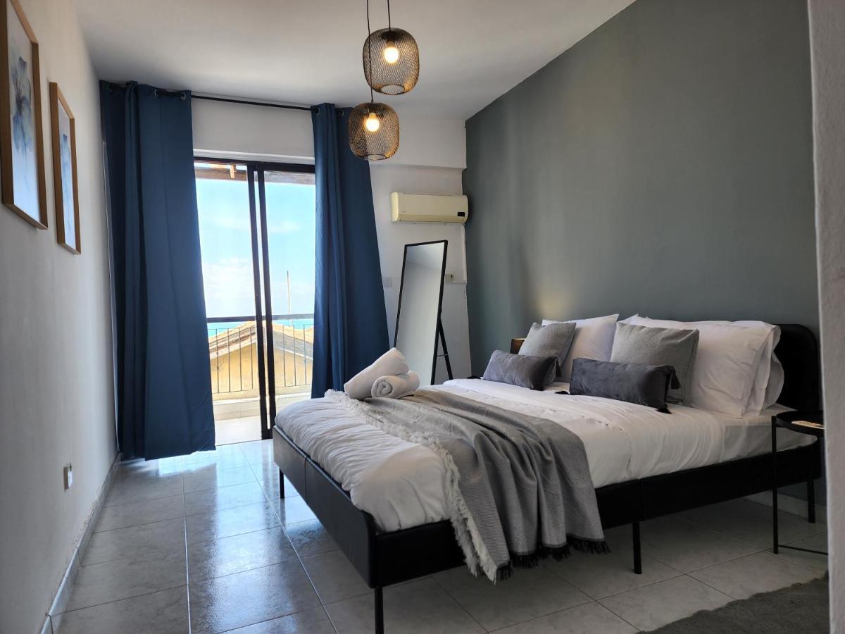 Kay'S City & Seaview One Bedroom Apartment Larnaca Ngoại thất bức ảnh
